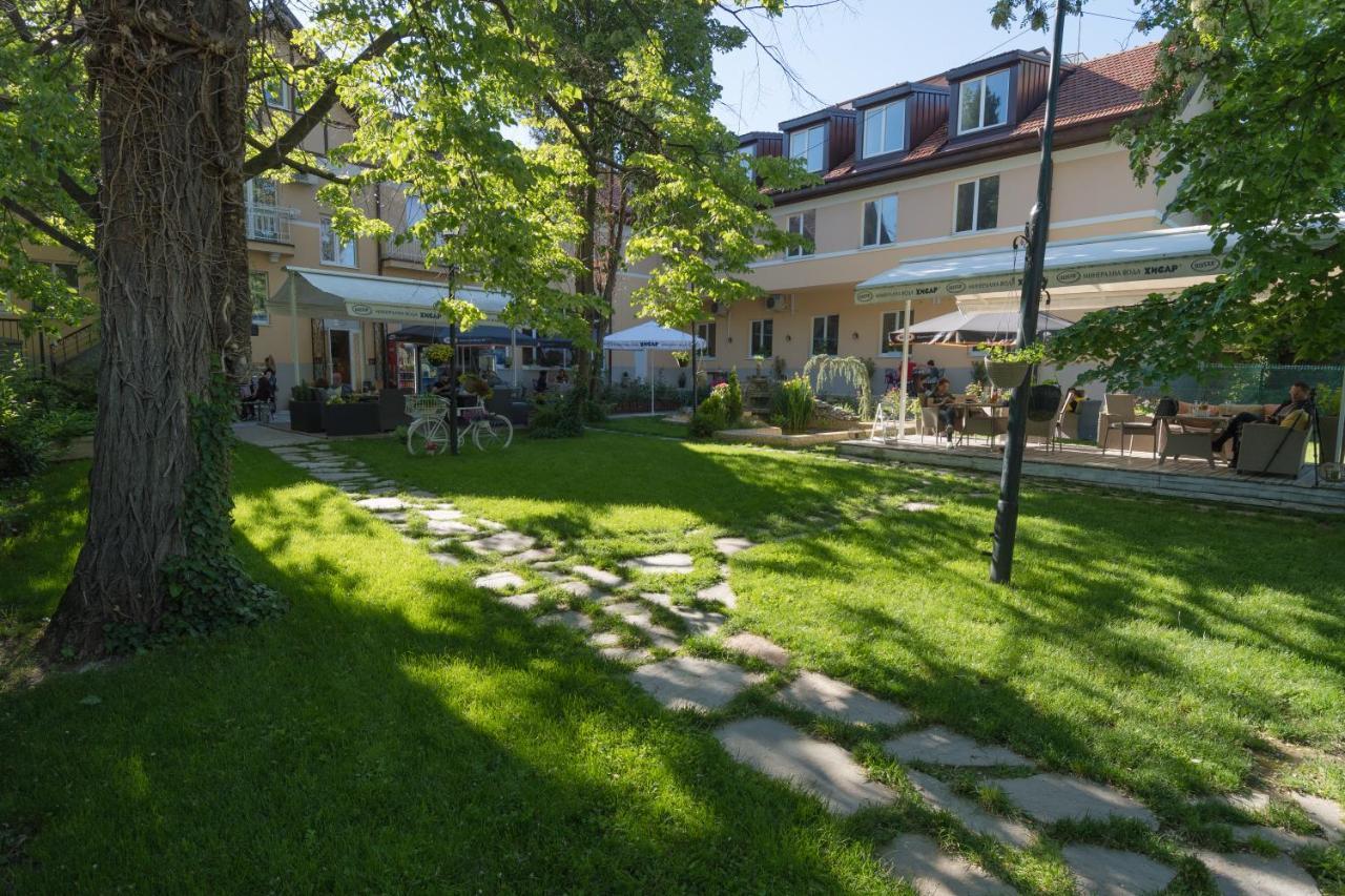 Вила Петрович Хисаря Экстерьер фото